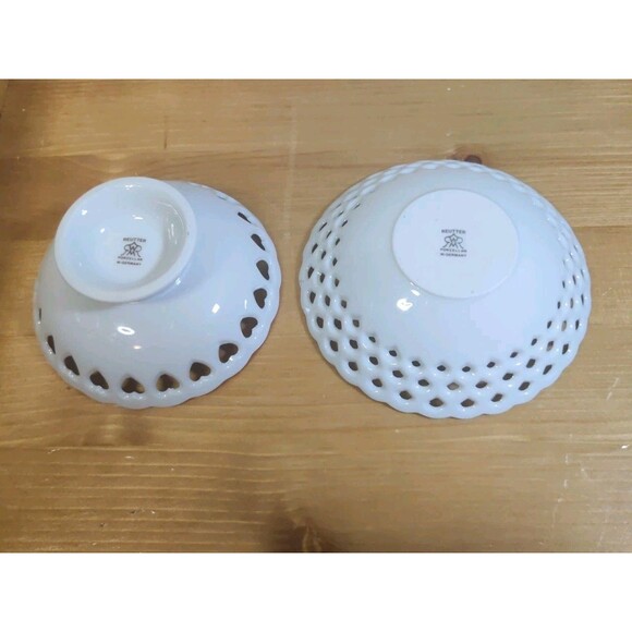 Lot Of 2 Vtg REUTTER PORCELAIN Christmas Santa HOLIDAY BOWL W/ PIERCED RIM - Picture 6 of 9